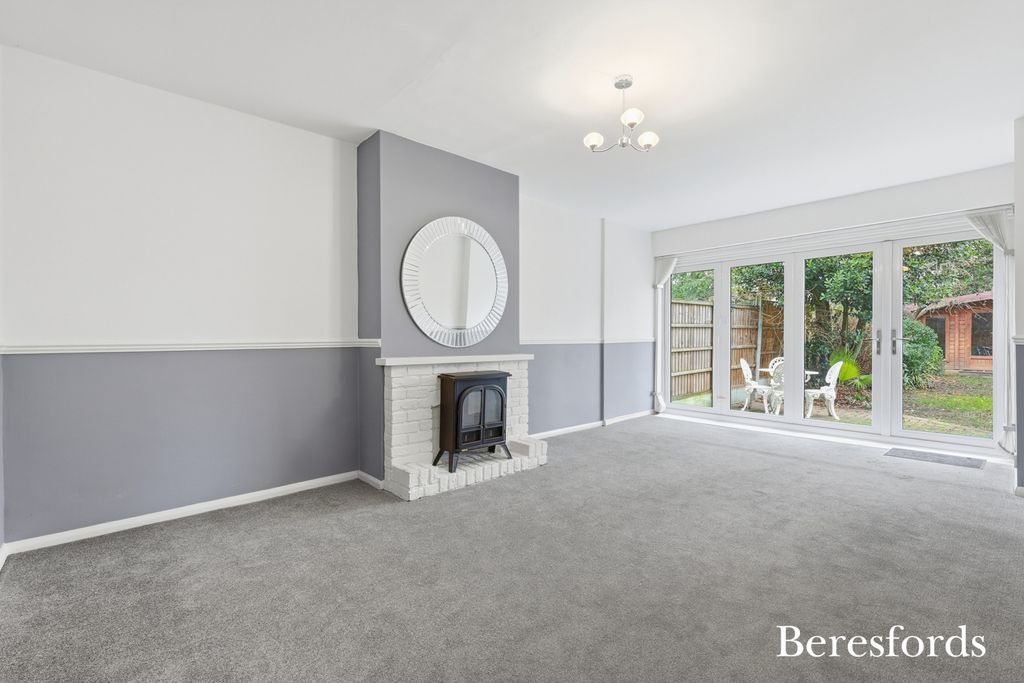 Property photo 2 of 29 Picture No. 10