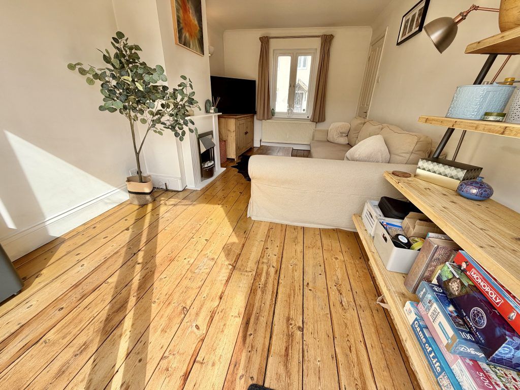 Property photo 3 of 13