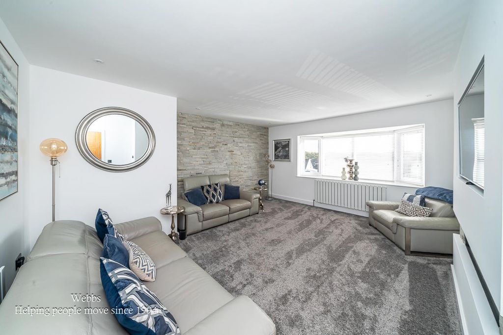 Property photo 3 of 54 Webbs-16.Jpg