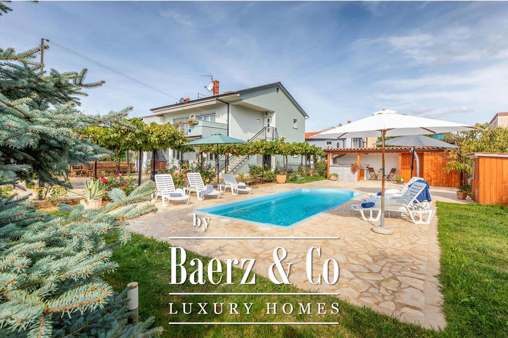 Property photo 1 of 35