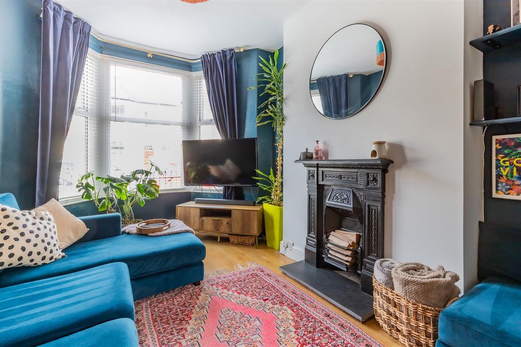 Property photo 2 of 20 116 (7 Of 20).Jpg