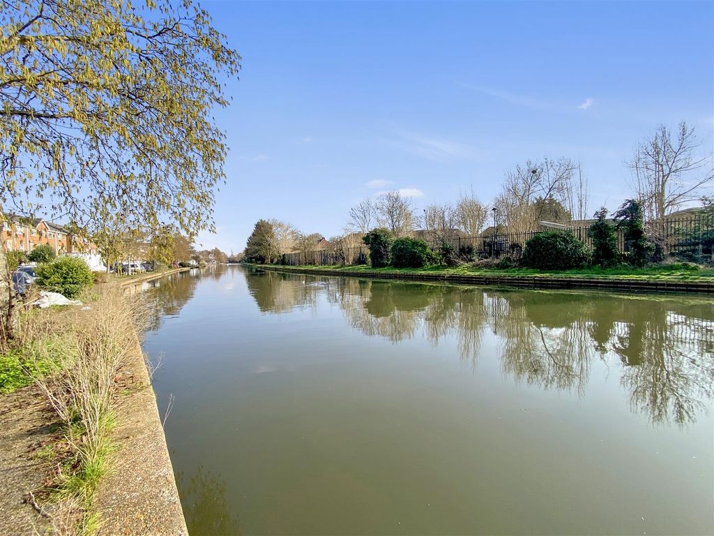 Property photo 2 of 8 Image00014.Jpeg