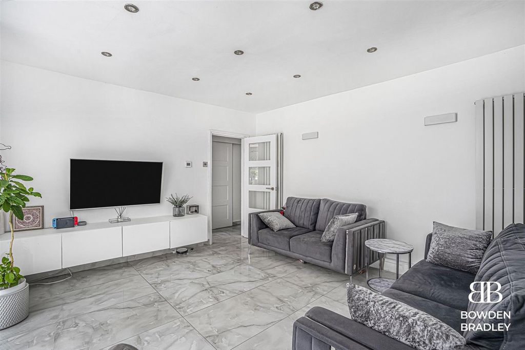 Property photo 2 of 15 Living Room