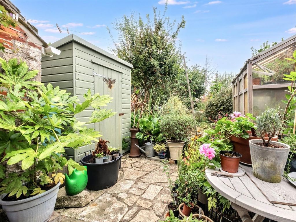 Property photo 2 of 17 4306 Garden.Jpg