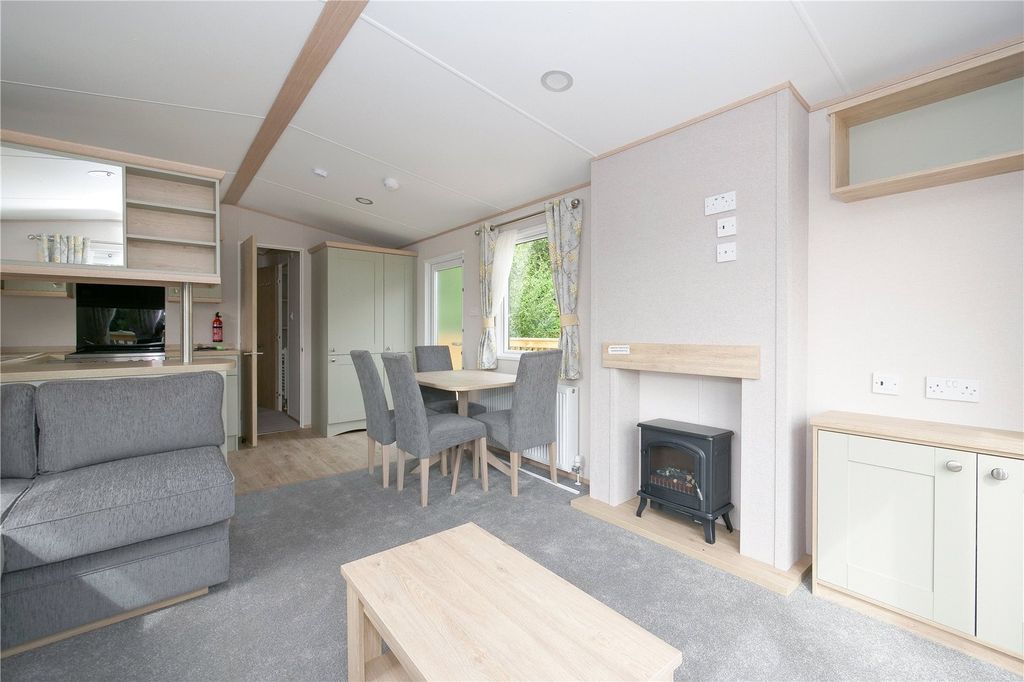 Property photo 3 of 14 Picture No. 05