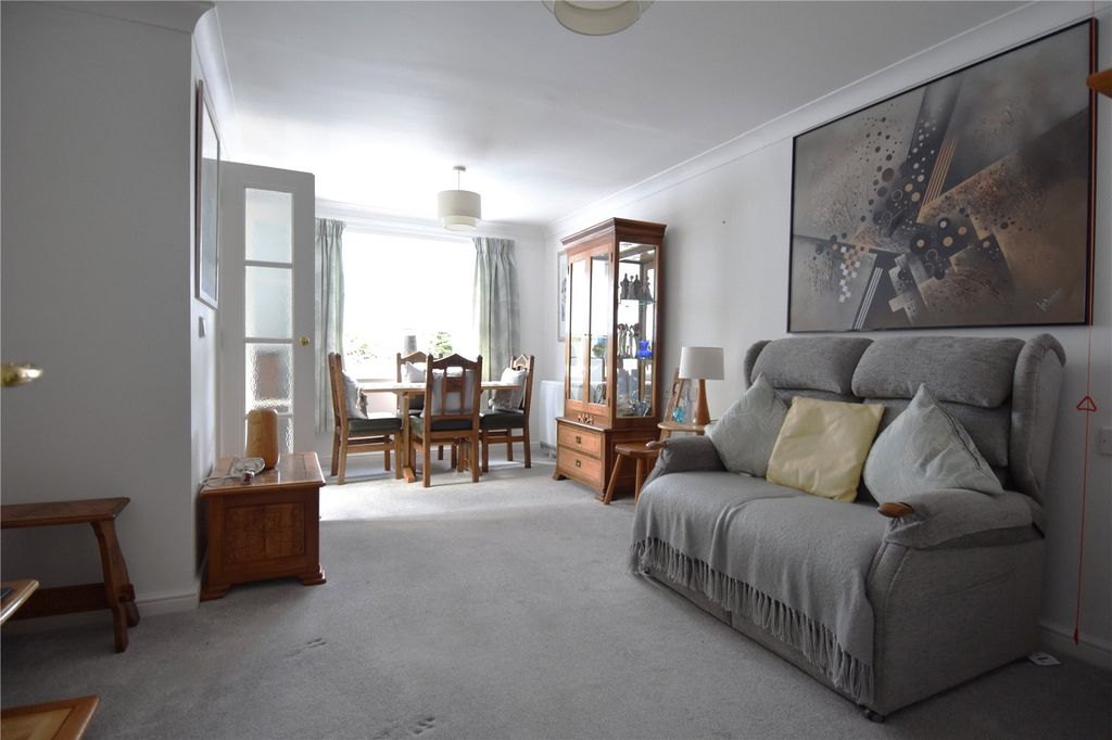 Property photo 3 of 15 Picture No. 05