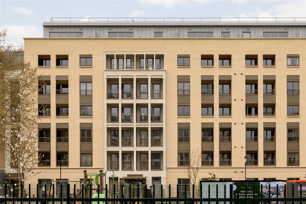 Property photo 2 of 8 Picture No. 05