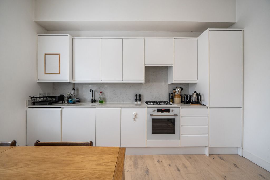 Property photo 2 of 9 1421068-10-69A1A0...