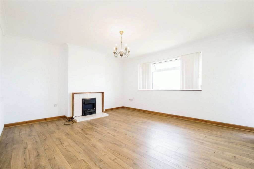Property photo 3 of 15 Picture No. 05
