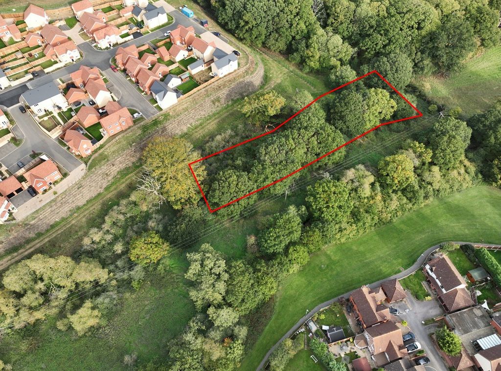 Property photo 2 of 4 Photo 4