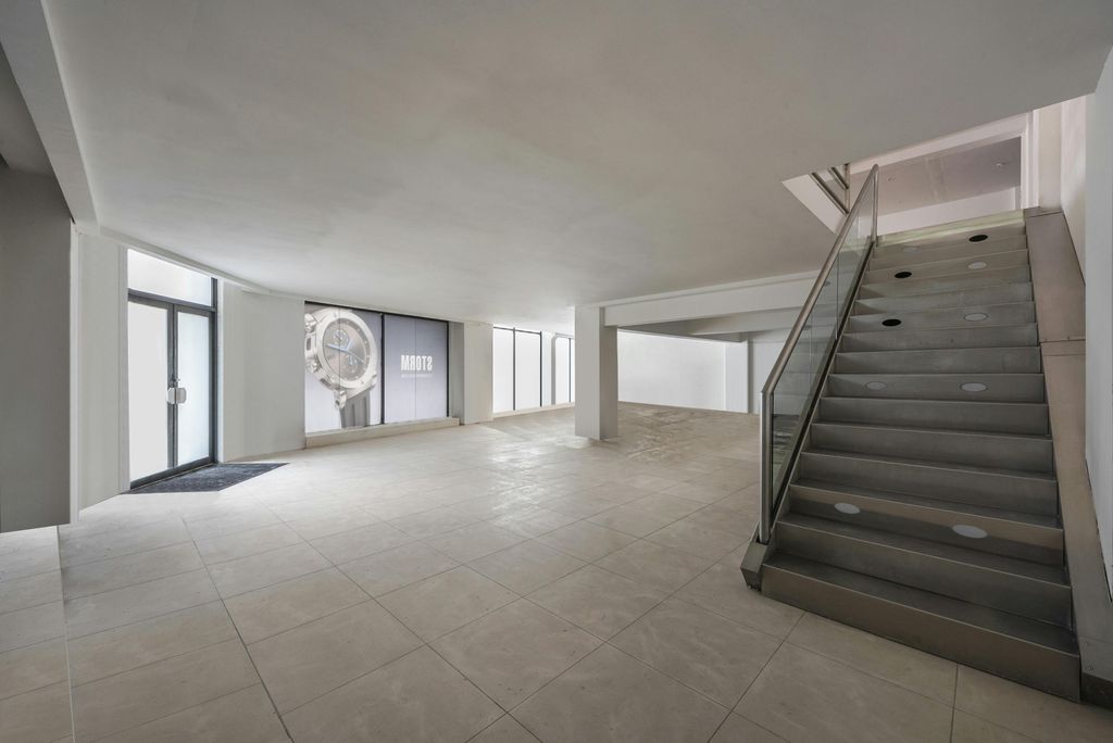 Property photo 3 of 7 Office 13.Jpg