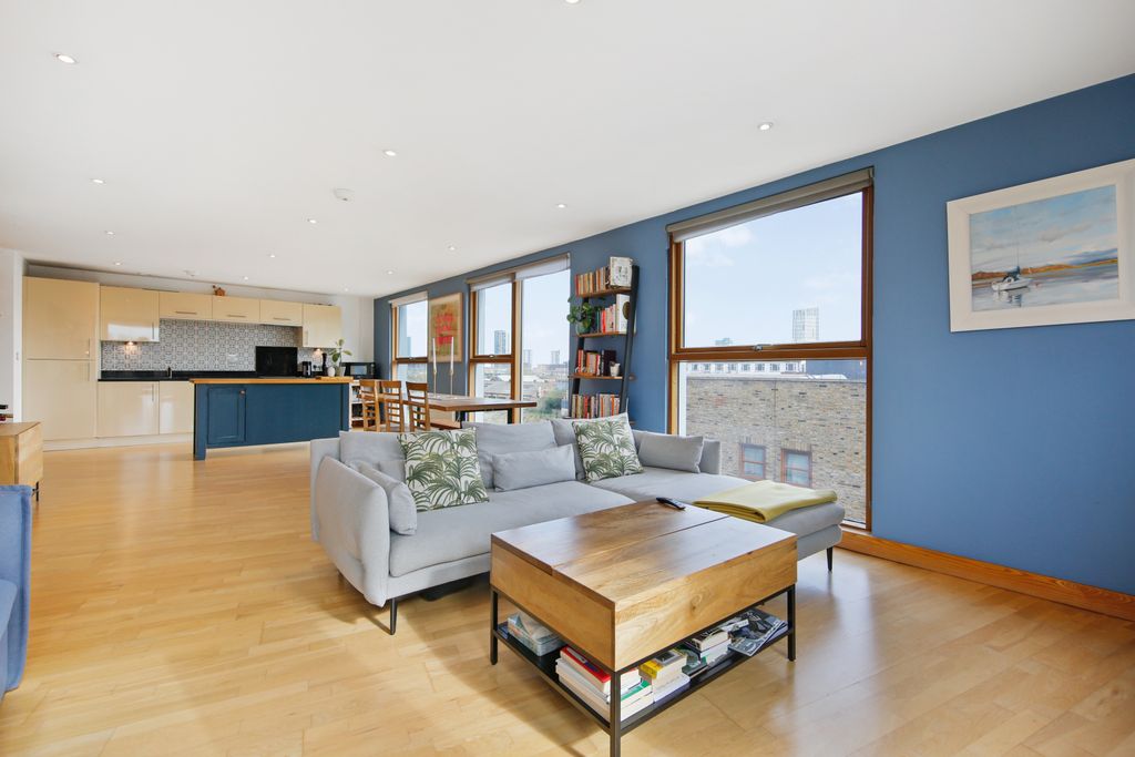 Property photo 3 of 23 Gallery