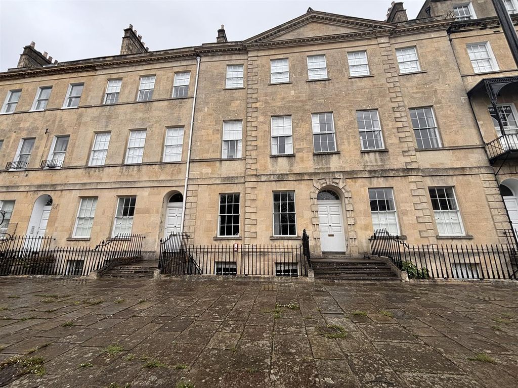 Property photo 2 of 13 Portland Place