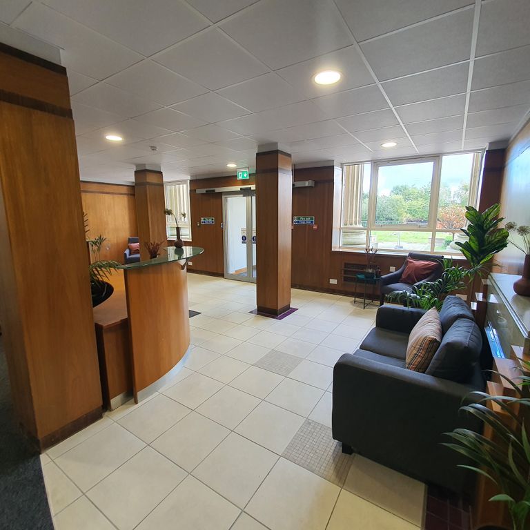 Property photo 2 of 9