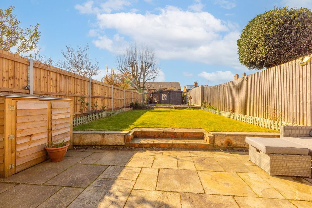 Property photo 2 of 30