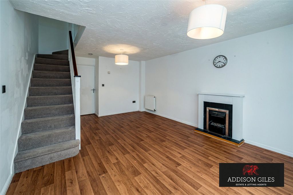 Property photo 3 of 16 Picture No. 18
