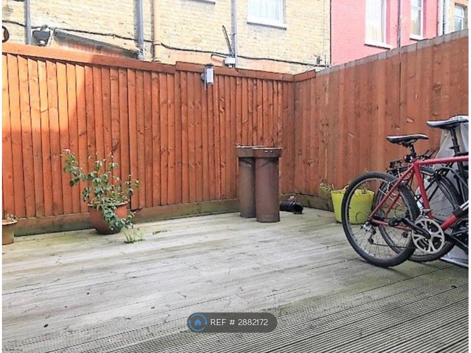 Property photo 3 of 11