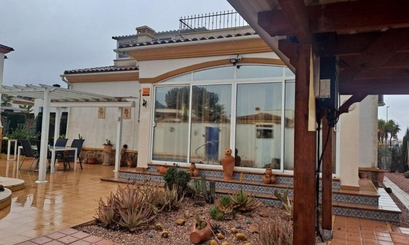 Property photo 1 of 35