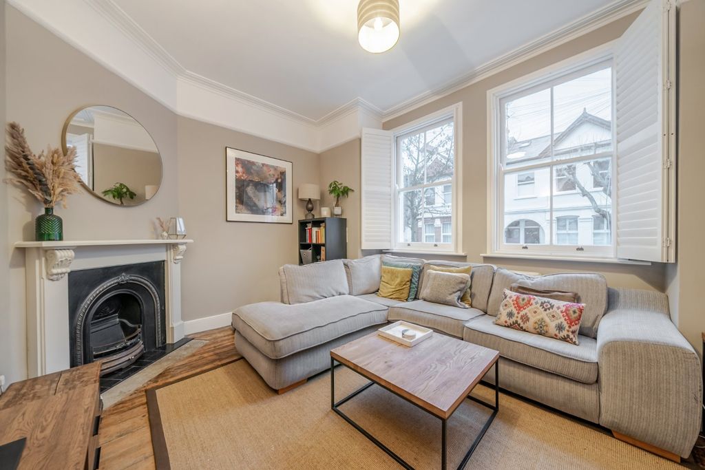 Property photo 2 of 17 Picture No. 30