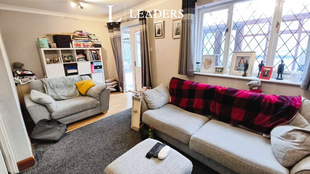 Property photo 2 of 15 Pbox-Img.Jpg