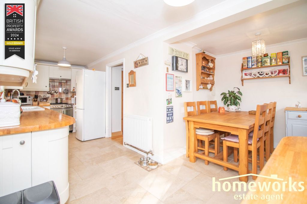 Property photo 3 of 19