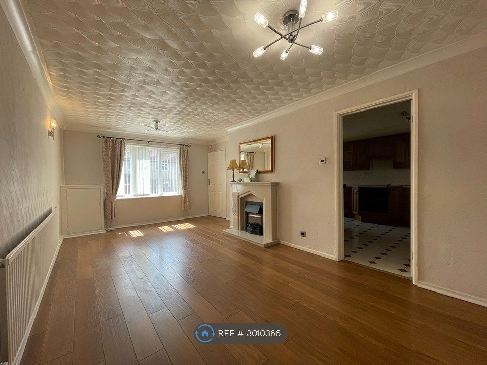 Property photo 3 of 22