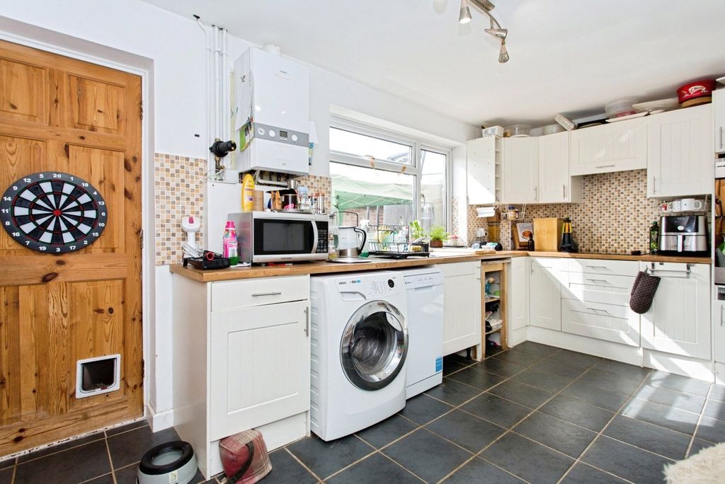 Property photo 2 of 25 Pbox-Img.Jpg