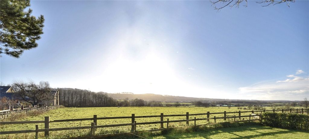 Property photo 2 of 16 Aspect