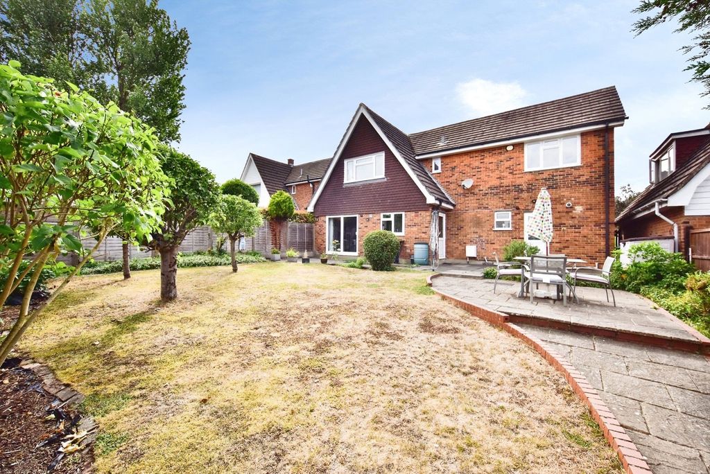 Property photo 1 of 18 Pbox-Img.Jpg