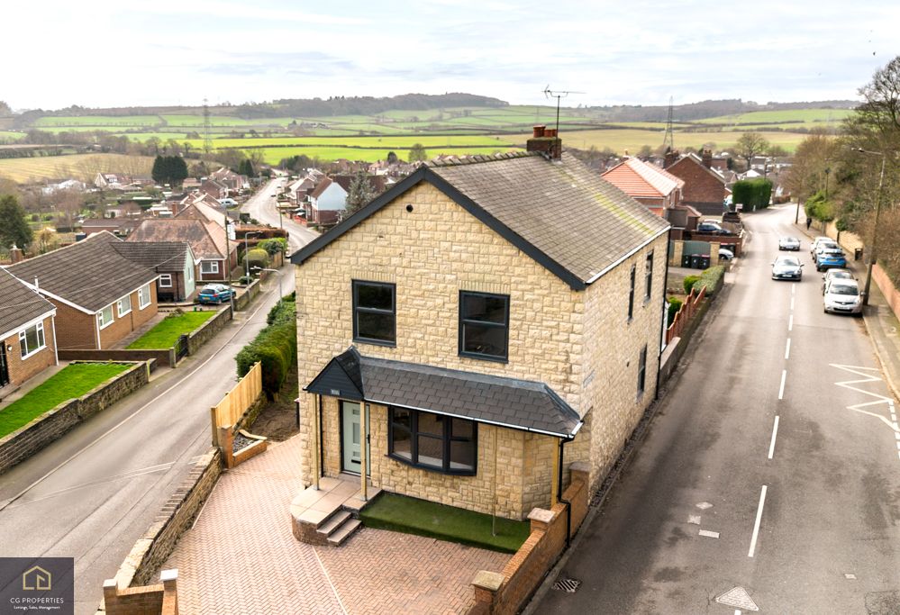 Property photo 2 of 32