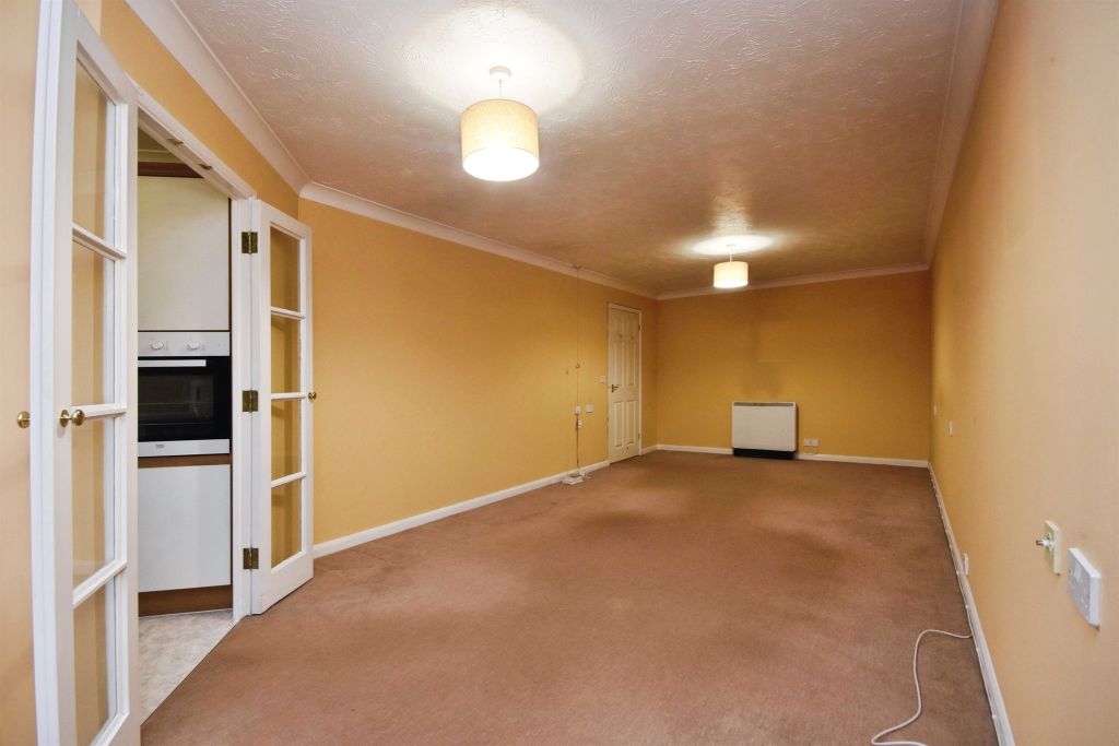 Property photo 3 of 18