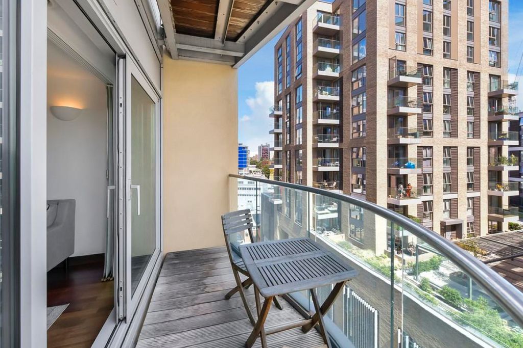 Property photo 3 of 7