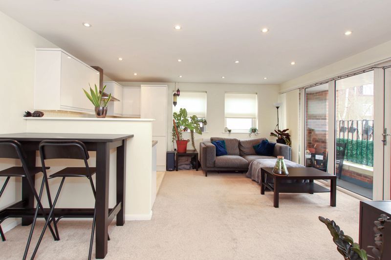 Property photo 2 of 11 Photo 7