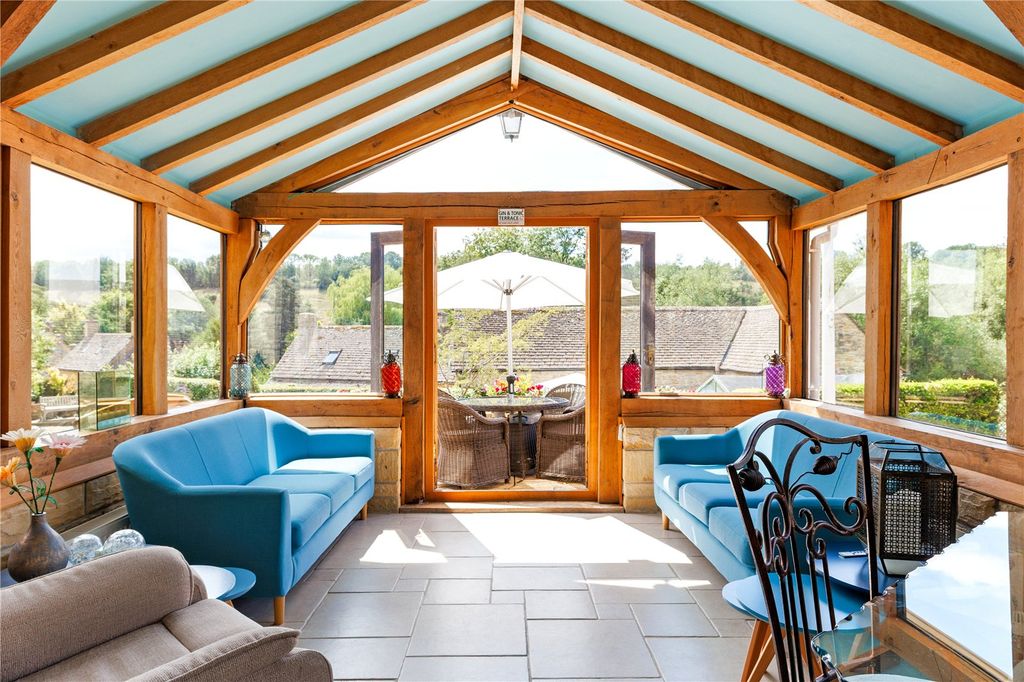 Property photo 3 of 15 Garden Room