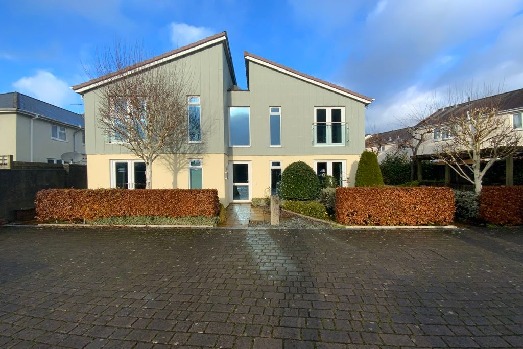 Property photo 1 of 21