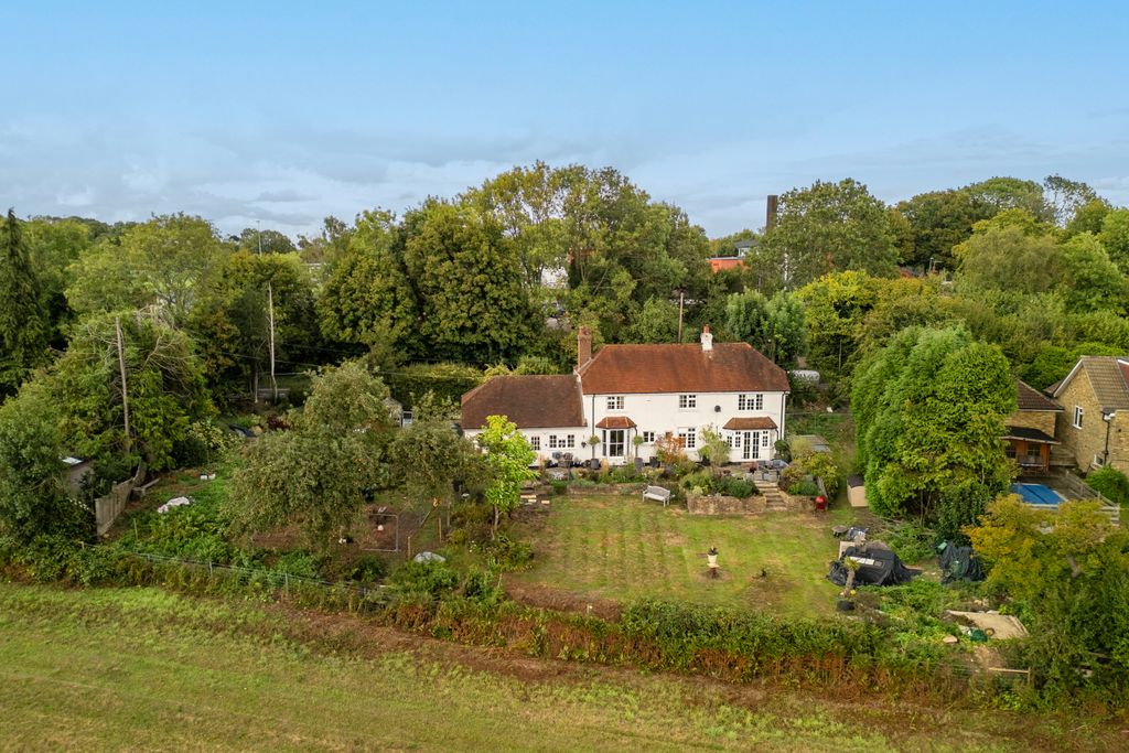 Property photo 1 of 21 Picture No. 04