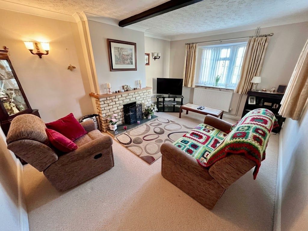 Property photo 3 of 18