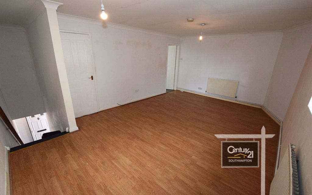 Property photo 3 of 4