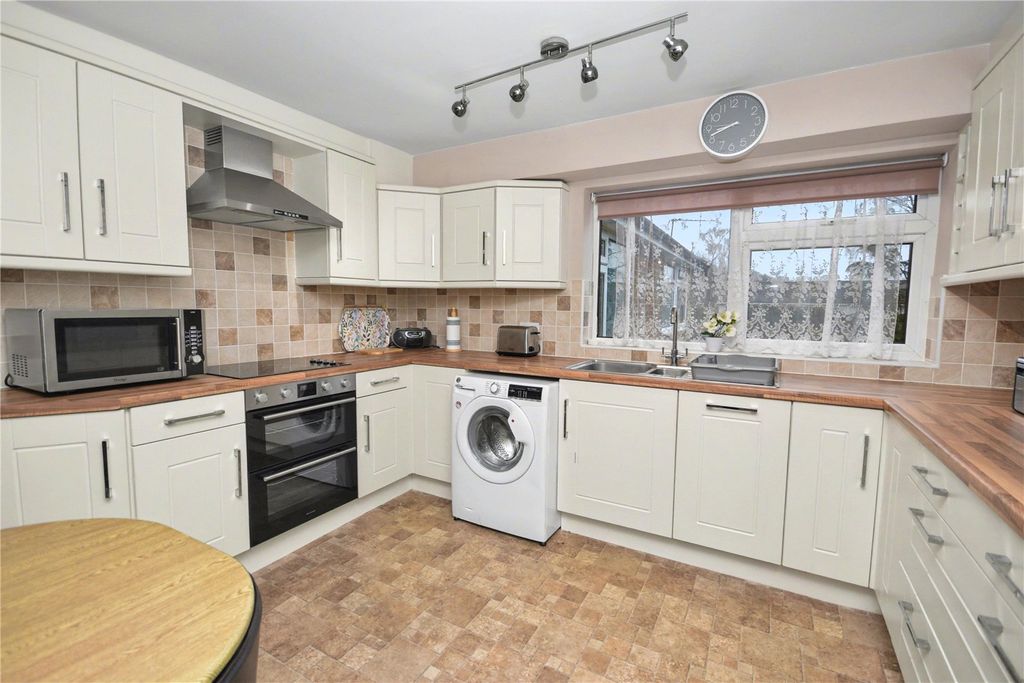 Property photo 3 of 12 Picture No. 08