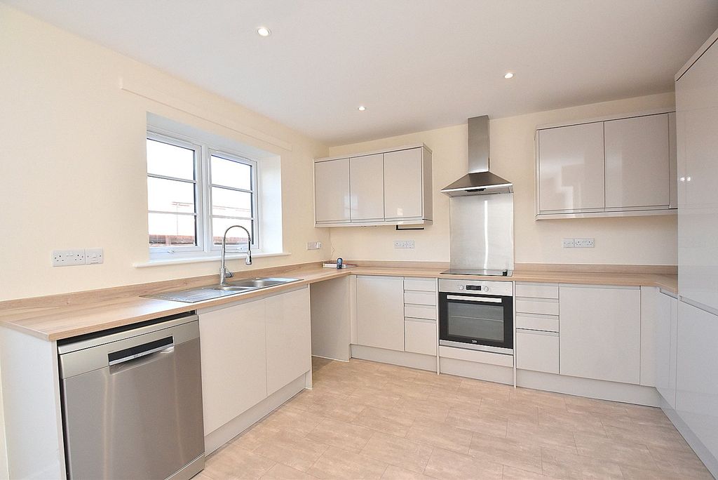 Property photo 3 of 11 Picture No. 05