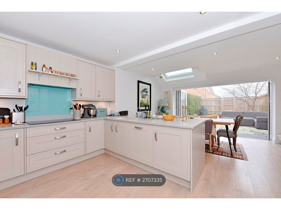 Property photo 1 of 13 Kitchen/Dining