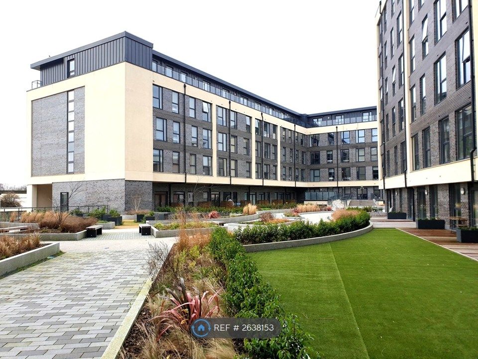 Property photo 1 of 9 Roof Garden