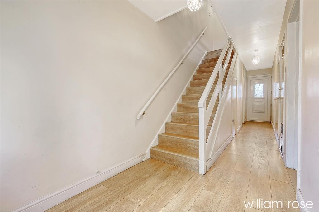 Property photo 3 of 16 Img_7371_4 Copy.Jpg