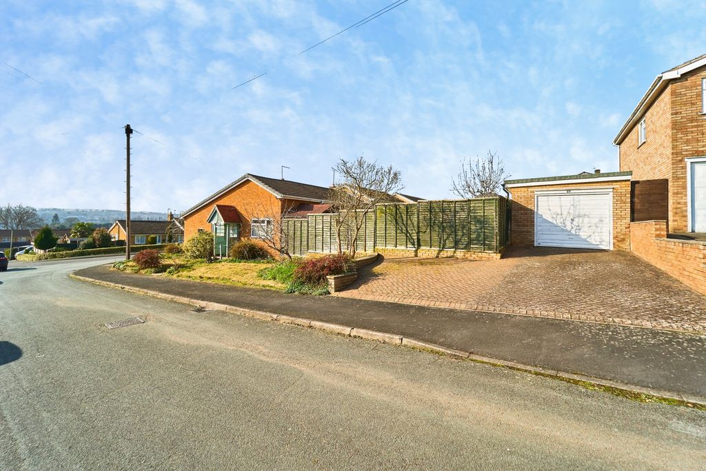 Property photo 2 of 15