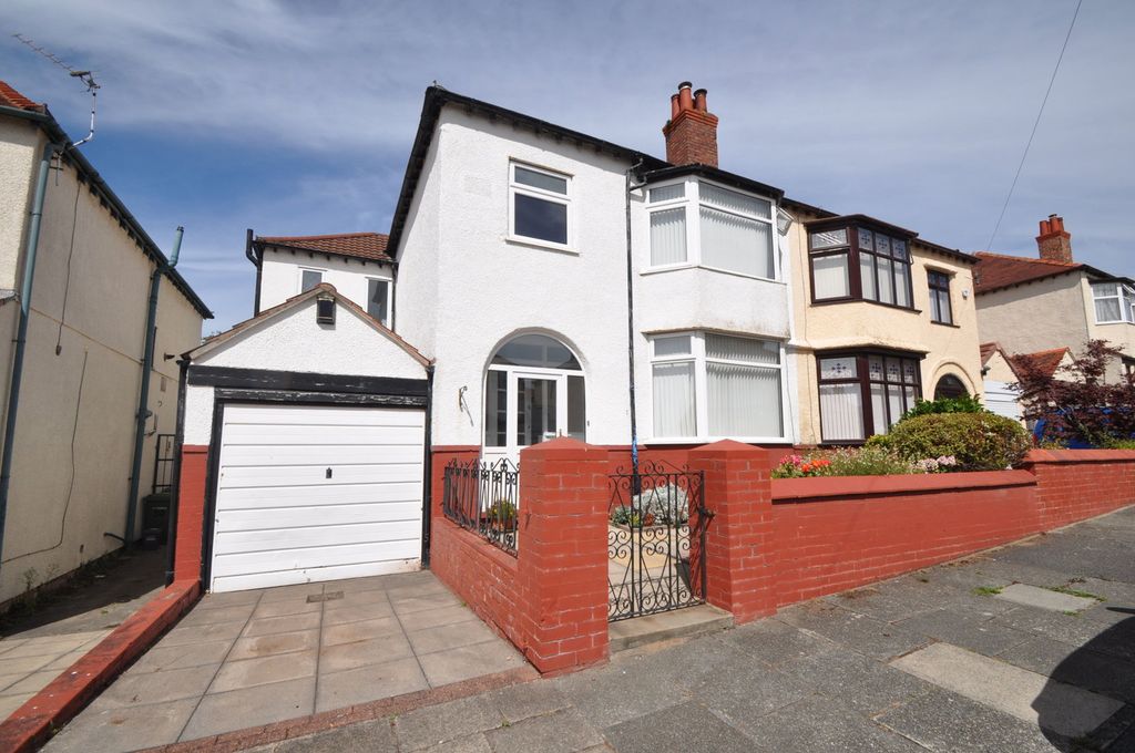 Property photo 1 of 49