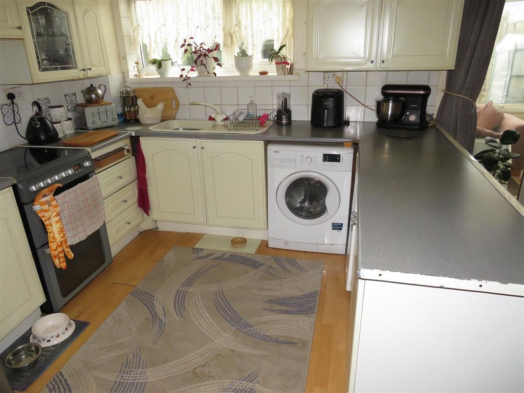 Property photo 2 of 10 Img_1490.Jpg
