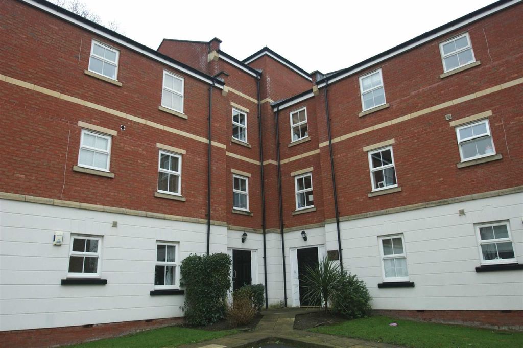 Property photo 1 of 6