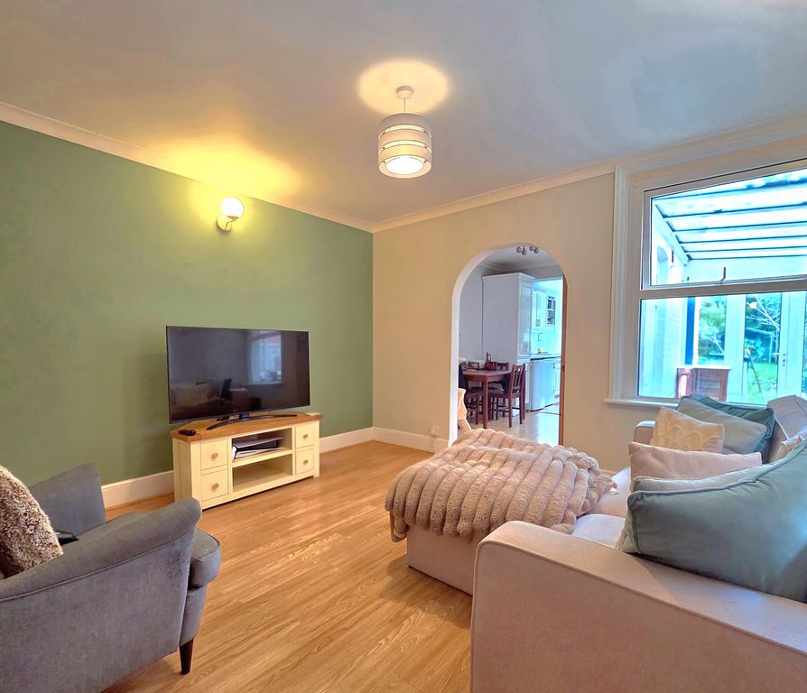 Property photo 3 of 16