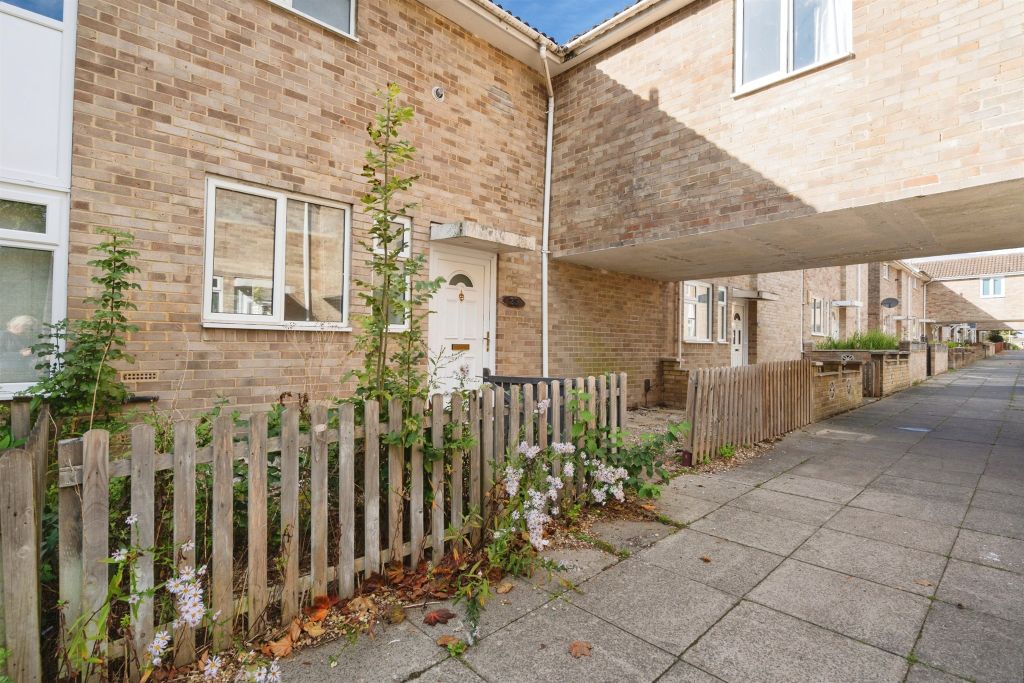 Property photo 1 of 16