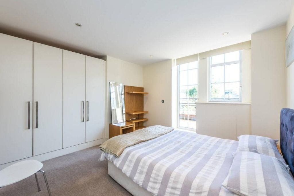 Property photo 3 of 10